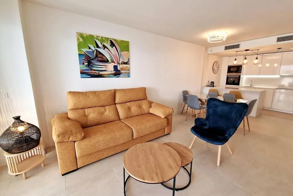 Sunny & New - 3Bd 2Bt With Views Lejlighed Manilva