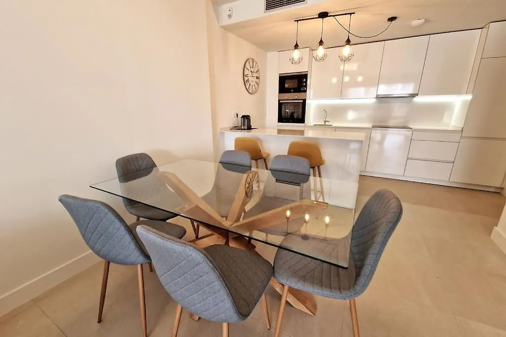 Sunny & New - 3Bd 2Bt With Views Lejlighed Manilva Spanien