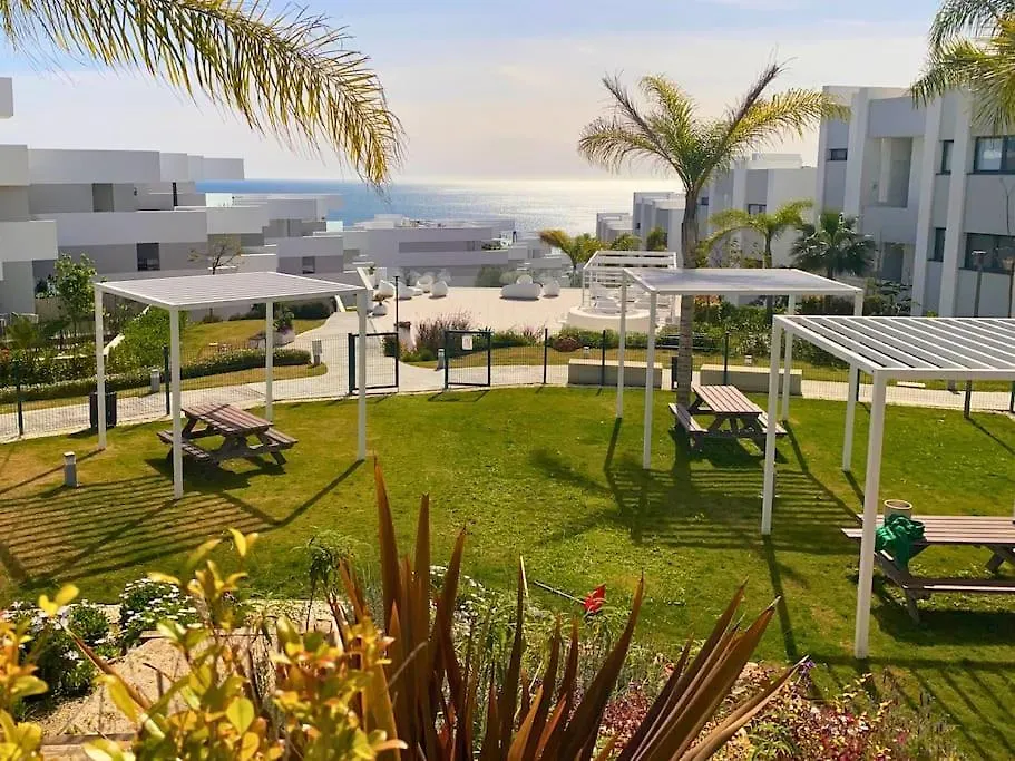 Sunny & New - 3Bd 2Bt With Views Lejlighed Manilva
